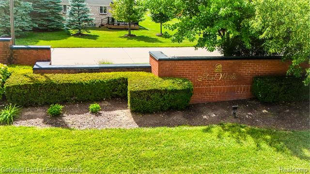 Builiding view one for 5711 Ortman, Sterling Heights, MI. 48314