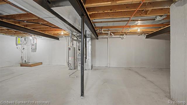 Builiding view thirty two for 5711 Ortman, Sterling Heights, MI. 48314