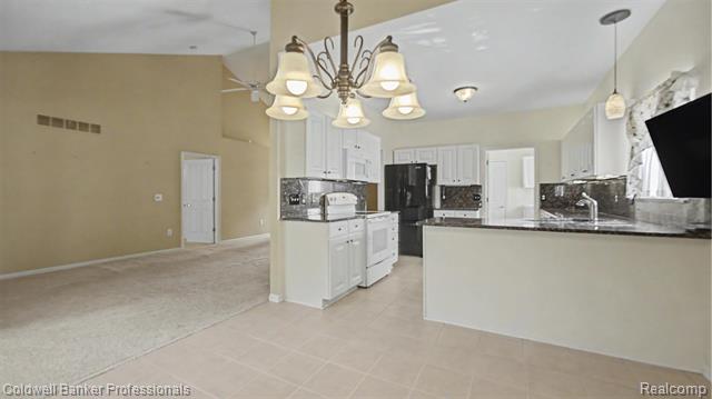 Builiding view twenty three for 5711 Ortman, Sterling Heights, MI. 48314