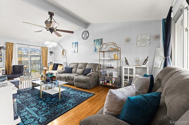 Builiding view four for 11309 Erdmann, Sterling Heights, MI. 48314