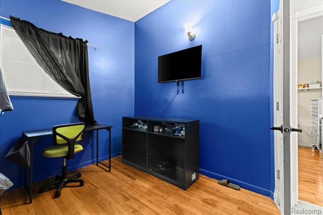 Builiding view nineteen for 11309 Erdmann, Sterling Heights, MI. 48314