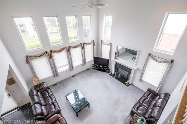 Builiding view thirty five for 3021 Chinaberry Cour, Sterling Heights, MI. 48314