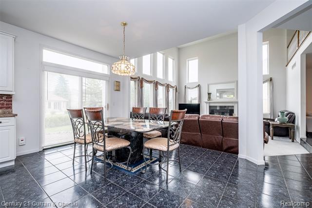 Builiding view twenty three for 3021 Chinaberry Cour, Sterling Heights, MI. 48314
