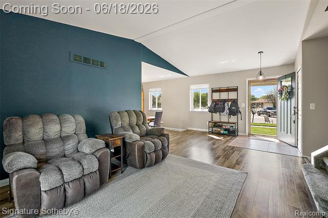 Builiding view four for 17858 Loranger, Clinton Township, MI. 48038