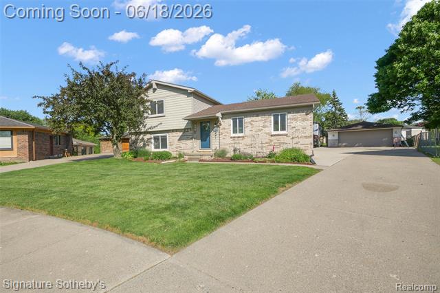 Builiding view one for 17858 Loranger, Clinton Township, MI. 48038
