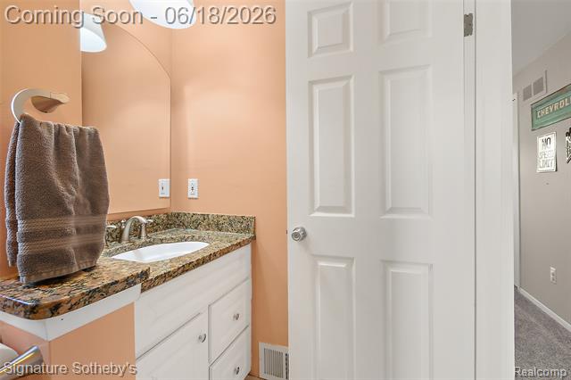 Builiding view thirty five for 17858 Loranger, Clinton Township, MI. 48038