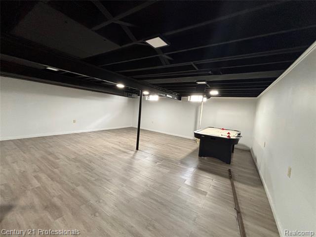Builiding view fourteen for 38986 Cottonwood Cou, Sterling Heights, MI. 48310