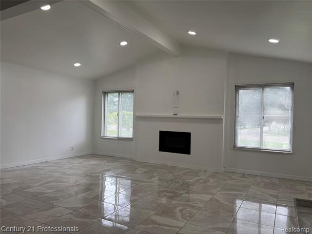 Builiding view seven for 38986 Cottonwood Cou, Sterling Heights, MI. 48310