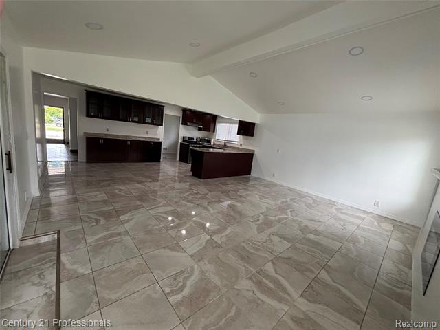 Builiding view sixteen for 38986 Cottonwood Cou, Sterling Heights, MI. 48310