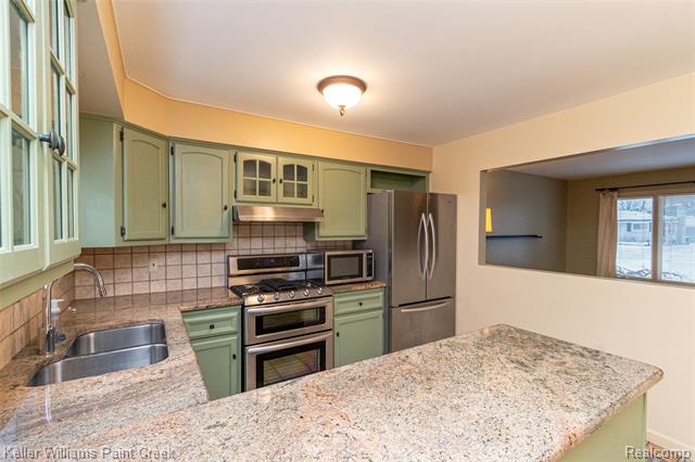 Builiding view eleven for 44205 Felstone, Sterling Heights, MI. 48313