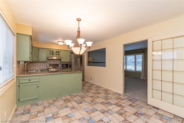 Builiding view five for 44205 Felstone, Sterling Heights, MI. 48313