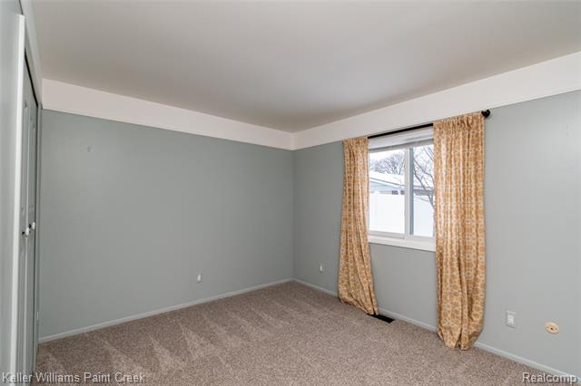 Builiding view forty nine for 44205 Felstone, Sterling Heights, MI. 48313