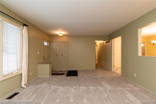 Builiding view four for 44205 Felstone, Sterling Heights, MI. 48313