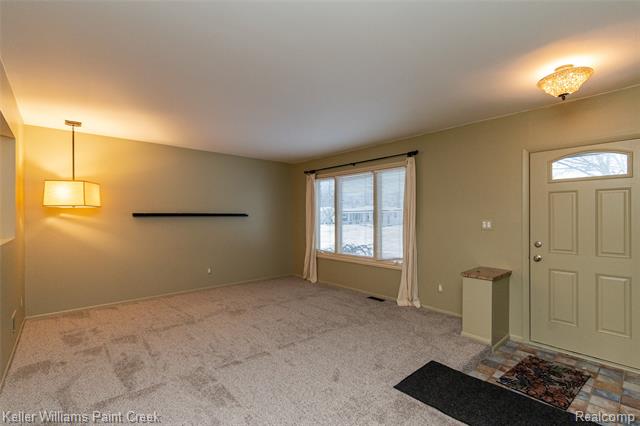 Builiding view thirty nine for 44205 Felstone, Sterling Heights, MI. 48313