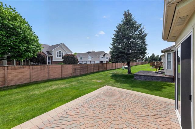 Builiding view forty for 4288 Gardenia, Sterling Heights, MI. 48314