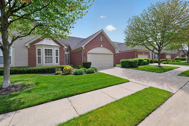 Builiding view one for 4288 Gardenia, Sterling Heights, MI. 48314