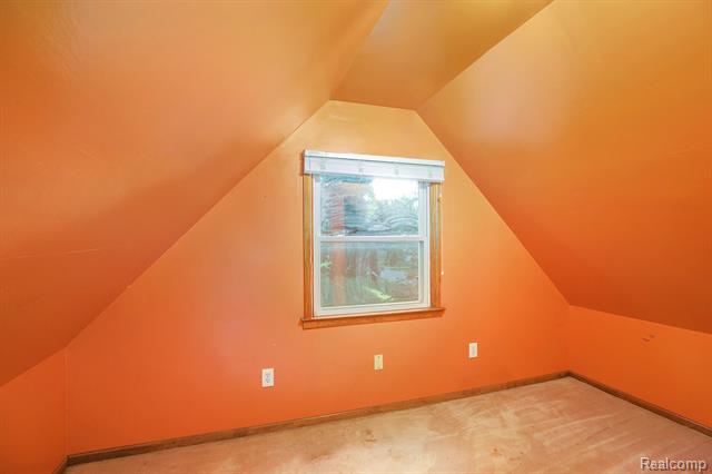 Builiding view nineteen for 8123 Janis, Utica, MI. 48317