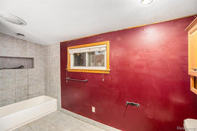 Builiding view sixteen for 8123 Janis, Utica, MI. 48317