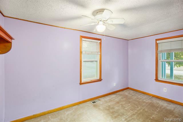 Builiding view twelve for 8123 Janis, Utica, MI. 48317