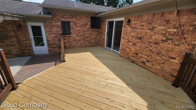 Builiding view forty three for 46075 Hecker, Utica, MI. 48317