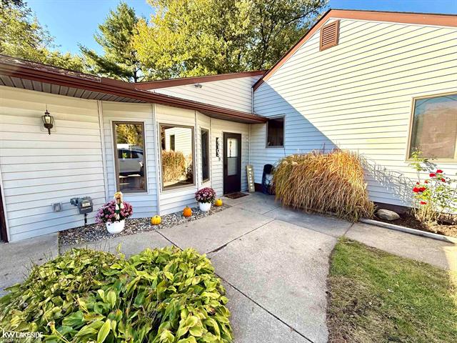 Builiding view one for 47103 Ladd, Utica, MI. 48317
