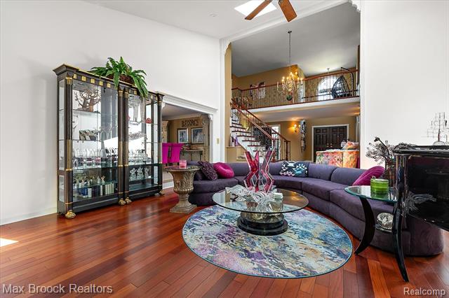 Builiding view eight for 13000 Janine, Utica, MI. 48315