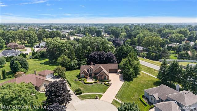 Builiding view forty four for 13000 Janine, Utica, MI. 48315