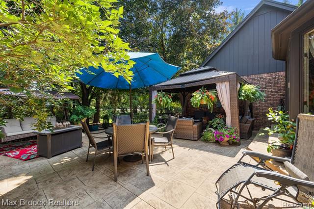 Builiding view forty two for 13000 Janine, Utica, MI. 48315