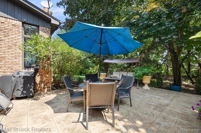 Builiding view forty for 13000 Janine, Utica, MI. 48315