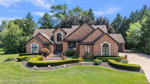 Builiding view one for 13000 Janine, Utica, MI. 48315