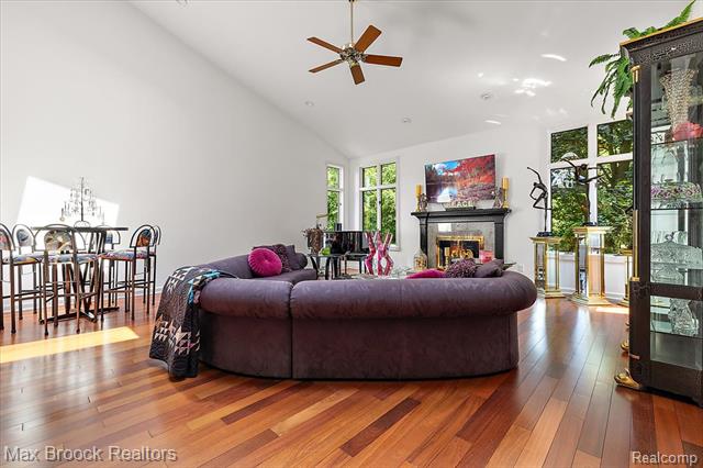 Builiding view seven for 13000 Janine, Utica, MI. 48315