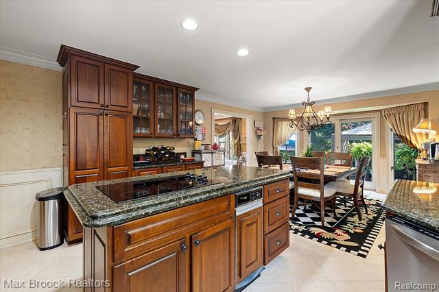 Builiding view sixteen for 13000 Janine, Utica, MI. 48315