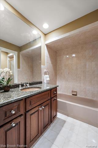 Builiding view thirty seven for 13000 Janine, Utica, MI. 48315