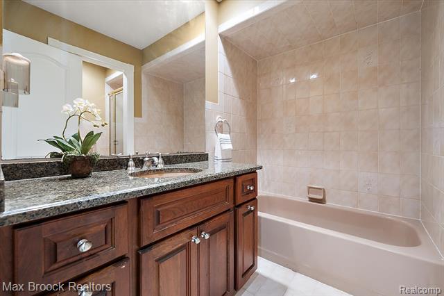 Builiding view thirty six for 13000 Janine, Utica, MI. 48315