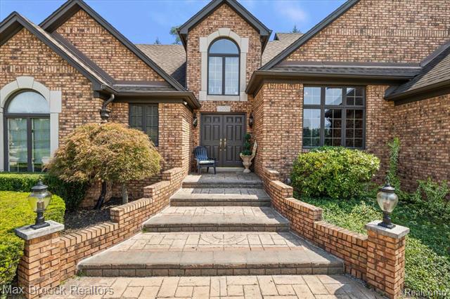 Builiding view three for 13000 Janine, Utica, MI. 48315