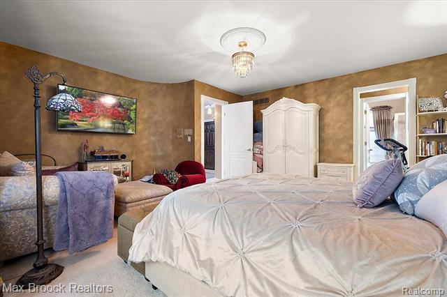 Builiding view twenty four for 13000 Janine, Utica, MI. 48315