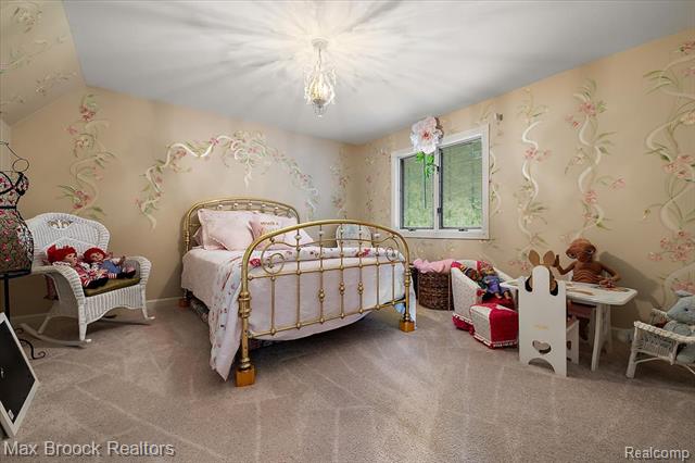 Builiding view twenty nine for 13000 Janine, Utica, MI. 48315