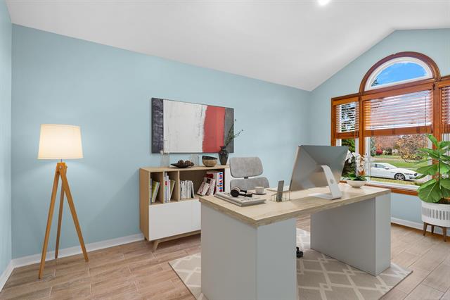 Builiding view eighteen for 46271 Glen Eagle, Utica, MI. 48315