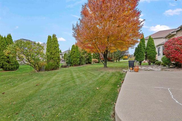 Builiding view four for 46271 Glen Eagle, Utica, MI. 48315