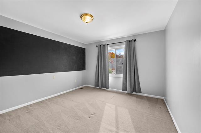 Builiding view thirty nine for 46271 Glen Eagle, Utica, MI. 48315