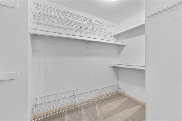 Builiding view twenty eight for 46271 Glen Eagle, Utica, MI. 48315