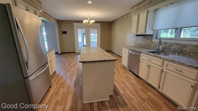 Builiding view six for 11027 Russell, Utica, MI. 48317