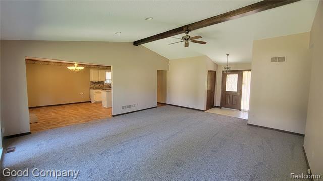Builiding view thirteen for 11027 Russell, Utica, MI. 48317