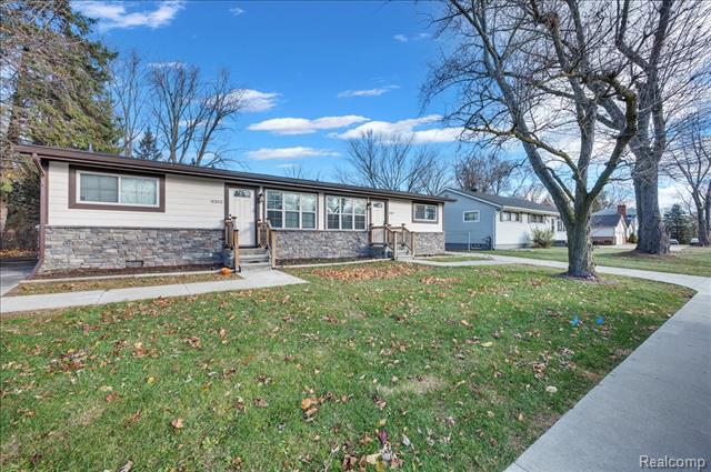 Builiding view one for 8365 21 Mile, Utica, MI. 48317