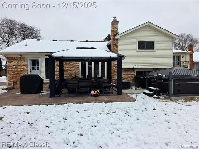 Builiding view two for 48765 Ben Franklin, Utica, MI. 48315