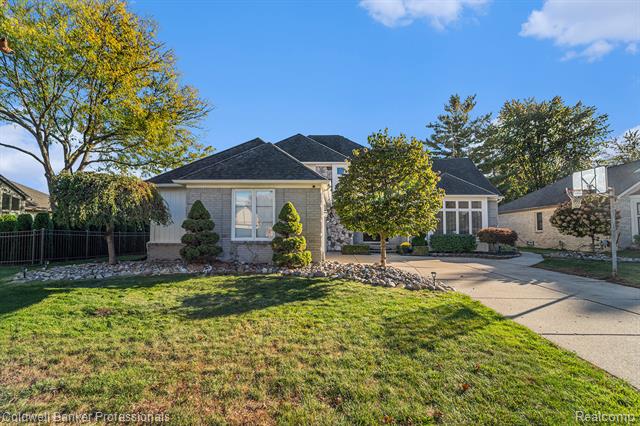 Builiding view one for 14930 Crofton, Utica, MI. 48315