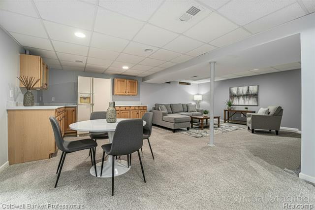 Builiding view twenty nine for 14930 Crofton, Utica, MI. 48315