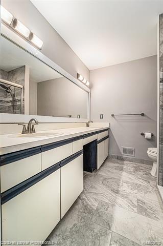 Builiding view twenty six for 14930 Crofton, Utica, MI. 48315