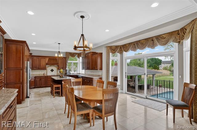 Builiding view seventeen for 13800 Berryknoll, Utica, MI. 48315