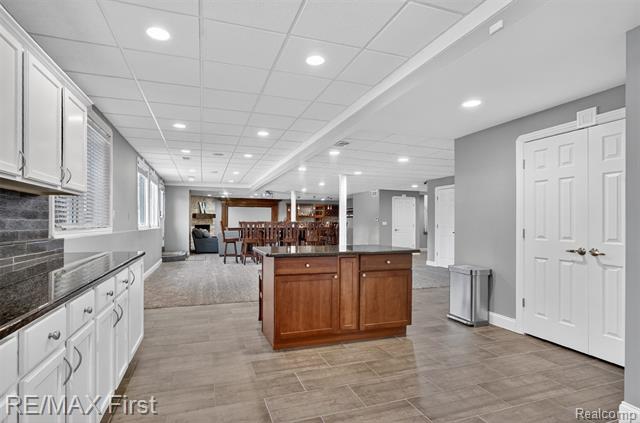 Builiding view thirty five for 13800 Berryknoll, Utica, MI. 48315